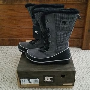 Snow Boots Sorel Tivoli High II